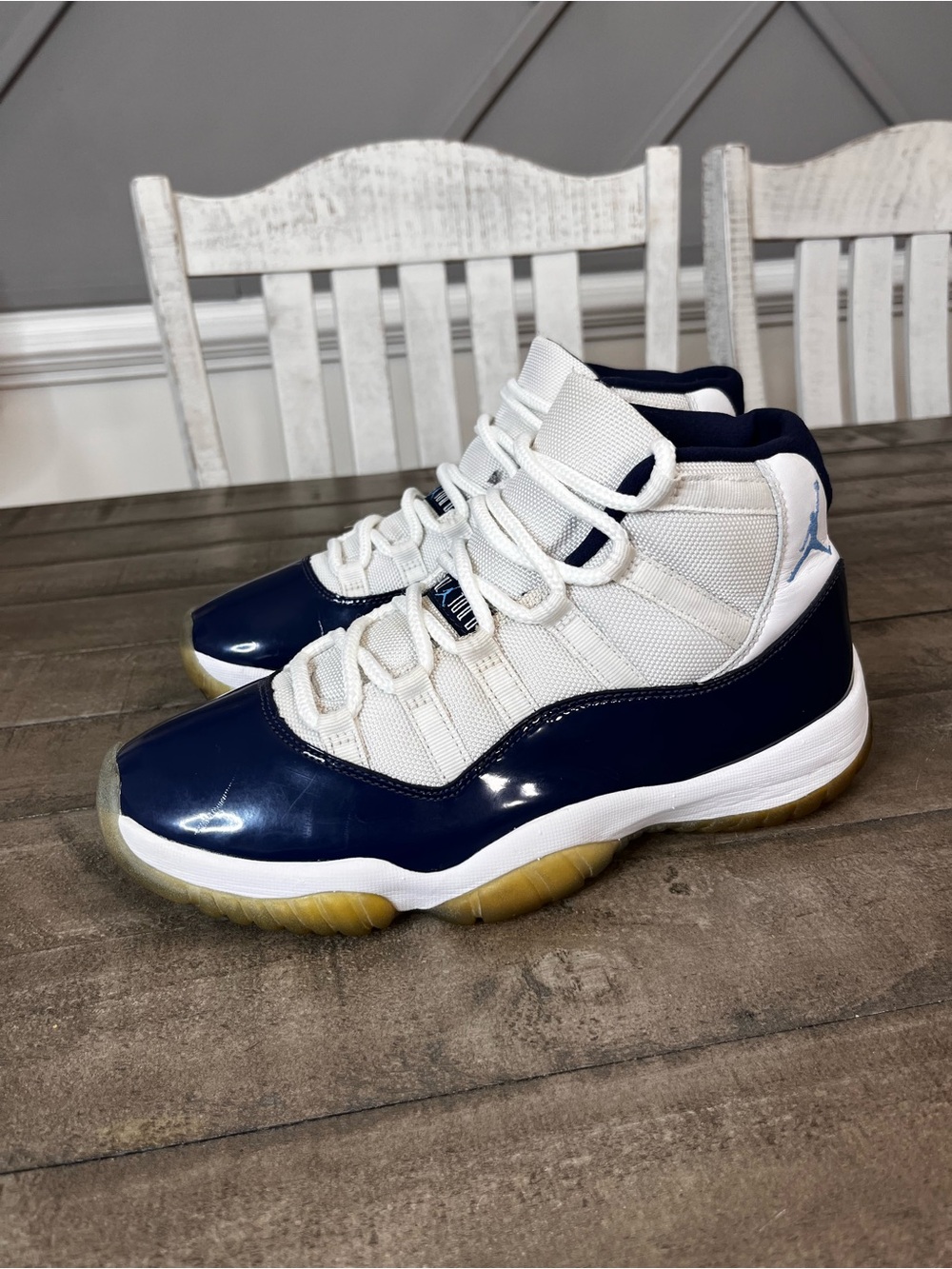 Nike Air Jordan 11 Retro "Win Like '82" sneakers Sz 8.5 Men’s
